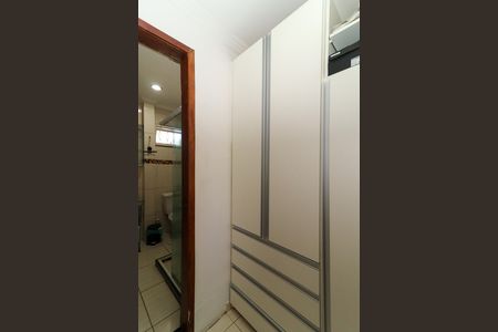 Closet de casa para alugar com 3 quartos, 100m² em Realengo, Rio de Janeiro