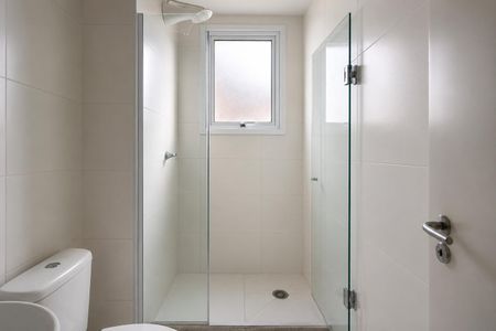 Banheiro de apartamento para alugar com 2 quartos, 42m² em Jardim Alvorada (Zona Oeste), São Paulo