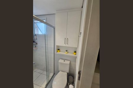 Banheiro 1 de apartamento à venda com 2 quartos, 70m² em Jardim São Vicente, Campinas