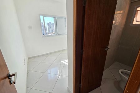 Suíte 1 de apartamento para alugar com 2 quartos, 70m² em Cidade Ocian, Praia Grande