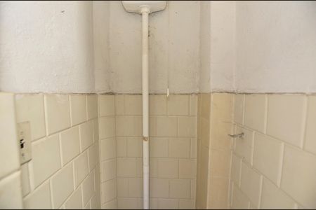 Apartamento para alugar com 65m², 2 quartos e sem vagaBanheiro de Serviço