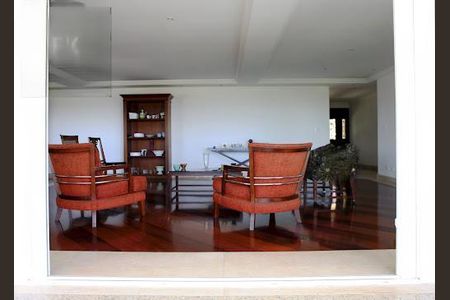 Casa à venda com 6 quartos, 1250m² em Alphaville, Santana de Parnaíba