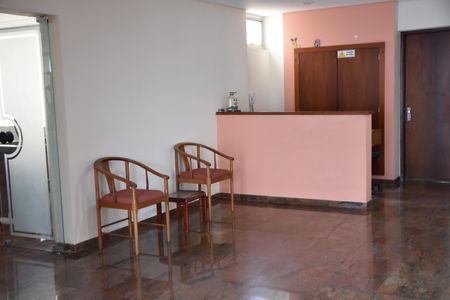 Hall de entrada de apartamento à venda com 3 quartos, 188m² em Centro, Jundiaí
