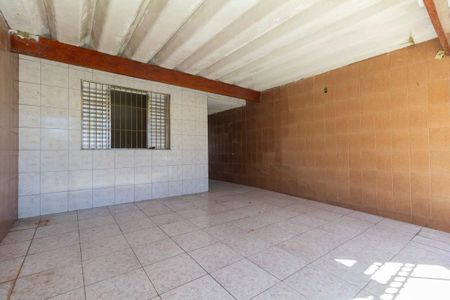 Garagem de casa à venda com 2 quartos, 150m² em Parque Maria Luiza, São Paulo