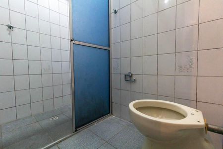 Banheiro 2 de casa à venda com 2 quartos, 150m² em Parque Maria Luiza, São Paulo