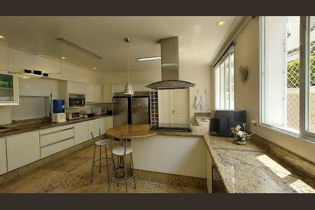Casa à venda com 5 quartos, 963m² em Residencial Dois (Tambore), Santana de Parnaíba