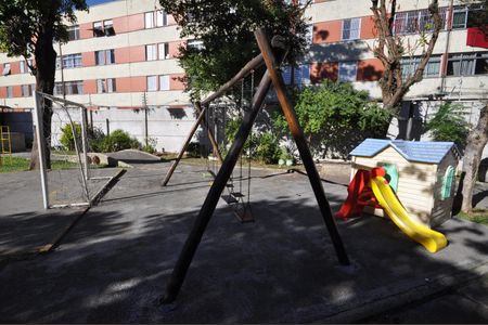 Apartamento à venda com 95m², 3 quartos e sem vagaÁrea comum - Playground