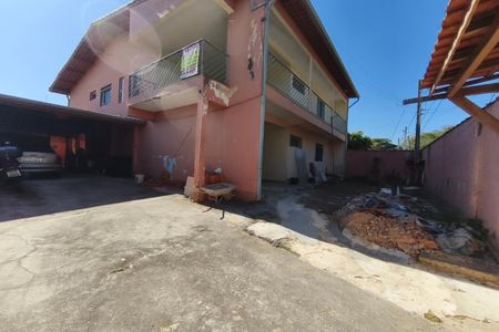 Quintal - Garagem de casa para alugar com 3 quartos, 550m² em Parque Santa Bárbara, Campinas