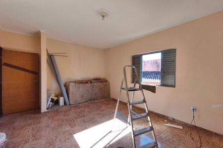 Suíte de casa à venda com 3 quartos, 550m² em Parque Santa Bárbara, Campinas