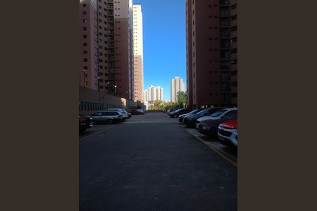 Garagem de apartamento para alugar com 2 quartos, 72m² em Jardim Maria Rosa, Taboão da Serra