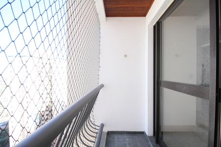 Varanda da Sala de apartamento para alugar com 2 quartos, 72m² em Jardim Maria Rosa, Taboão da Serra