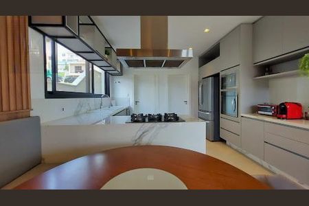 Casa à venda com 390m², 4 quartos e 4 vagas