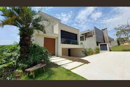 Casa à venda com 390m², 4 quartos e 4 vagas