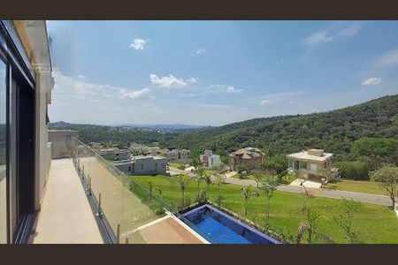 Casa à venda com 390m², 4 quartos e 4 vagas