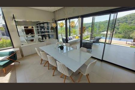 Casa à venda com 4 quartos, 390m² em Colinas da Anhanguera, Santana de Parnaíba