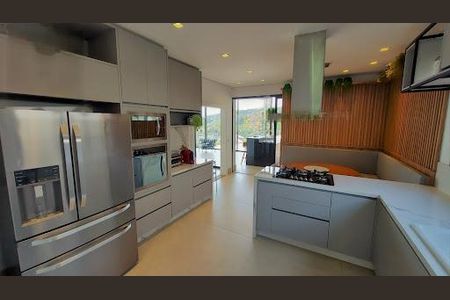 Casa à venda com 4 quartos, 390m² em Colinas da Anhanguera, Santana de Parnaíba