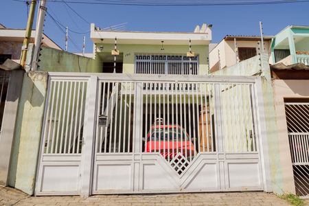 Fachada de casa para alugar com 4 quartos, 150m² em Vila Matilde, São Paulo