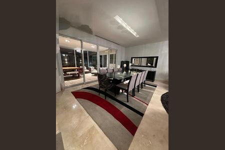 Casa à venda com 4 quartos, 505m² em Alphaville, Santana de Parnaíba