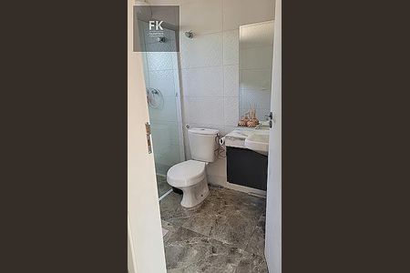 Casa à venda com 3 quartos, 231m² em Suru, Barueri
