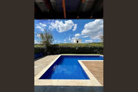 Casa à venda com 386m², 4 quartos e 4 vagas