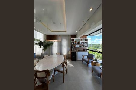 Casa à venda com 386m², 4 quartos e 4 vagas