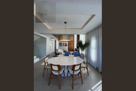 Casa à venda com 4 quartos, 386m² em Alphaville, Santana de Parnaíba