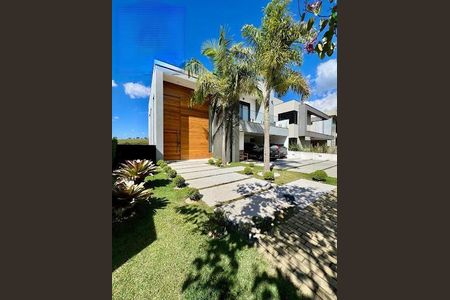 Casa à venda com 386m², 4 quartos e 4 vagas