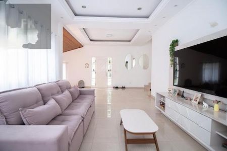 Casa à venda com 4 quartos, 365m² em Morada dos Pássaros, Barueri