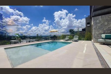 Casa à venda com 492m², 4 quartos e 6 vagas