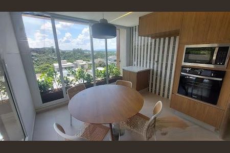 Casa à venda com 492m², 4 quartos e 6 vagas