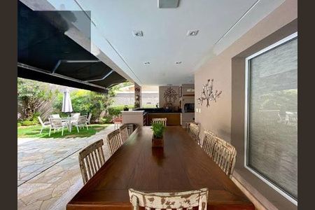Casa à venda com 4 quartos, 530m² em Jardim Paulista, Barueri