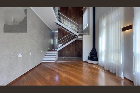 Casa à venda com 4 quartos, 334m² em Residencial Morada dos Lagos, Barueri