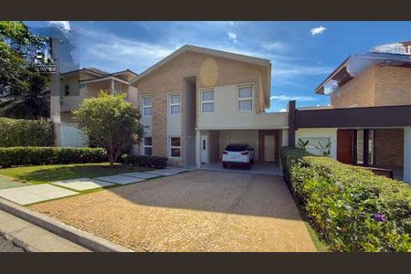 Casa à venda com 4 quartos, 334m² em Residencial Morada dos Lagos, Barueri