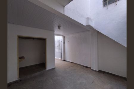 Quintal  de casa para alugar com 2 quartos, 70m² em Vila Gumercindo, São Paulo