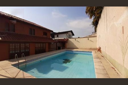 Casa de condomínio à venda com 405m², 4 quartos e 6 vagas
