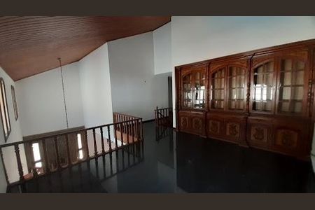 Casa de condomínio à venda com 405m², 4 quartos e 6 vagas