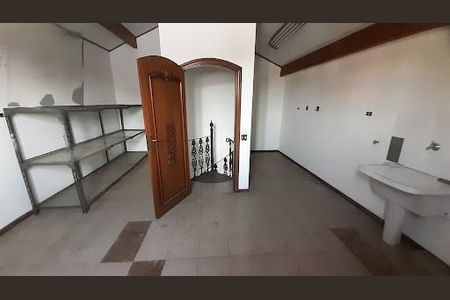 Casa de condomínio à venda com 405m², 4 quartos e 6 vagas