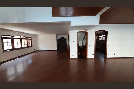 Casa de condomínio à venda com 405m², 4 quartos e 6 vagas