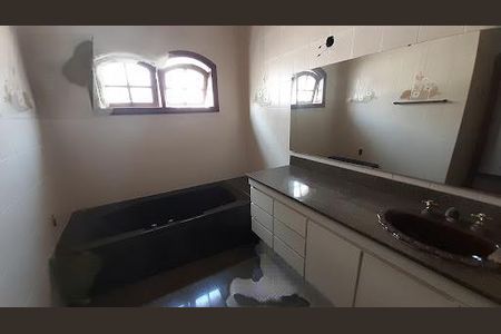Casa de Condomínio à venda com 4 quartos, 405m² em Jardim Paulista, Barueri