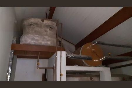 Casa de condomínio à venda com 405m², 4 quartos e 6 vagas