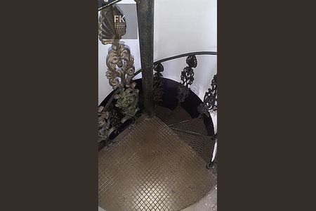 Casa de condomínio à venda com 405m², 4 quartos e 6 vagas