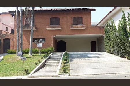 Casa de condomínio à venda com 405m², 4 quartos e 6 vagas