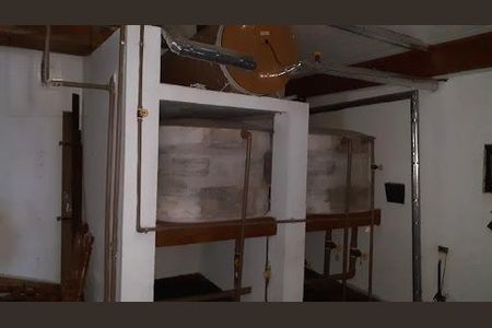 Casa de condomínio à venda com 405m², 4 quartos e 6 vagas