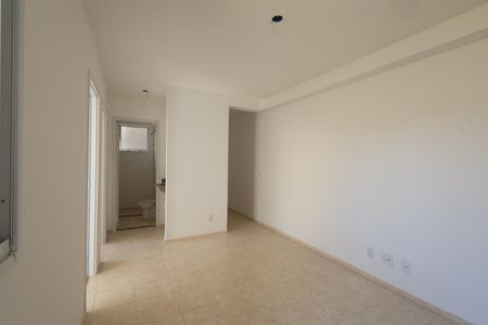 Sala de apartamento para alugar com 2 quartos, 45m² em Jardim Pitoresco, Jacareí