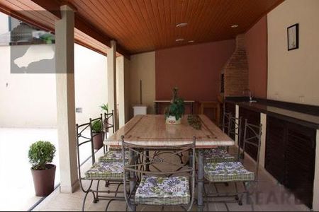 Casa à venda com 4 quartos, 330m² em Alphaville, Santana de Parnaíba
