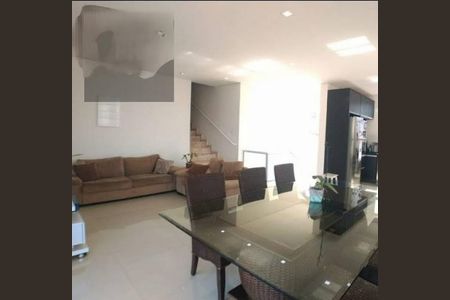 Casa à venda com 5 quartos, 245m² em Suru, Barueri