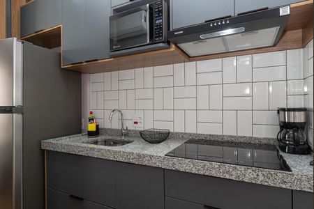 Cozinha de kitnet/studio para alugar com 1 quarto, 46m² em Consolação, São Paulo