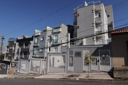 Apartamento para alugar com 68m², 2 quartos e 1 vagaFachada