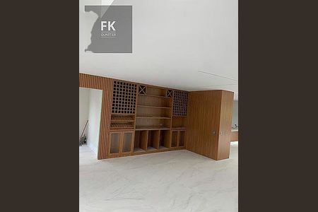 Casa à venda com 4 quartos, 623m² em Alphaville Residencial Um, Barueri