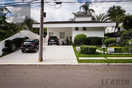Casa à venda com 4 quartos, 623m² em Alphaville Residencial Um, Barueri
